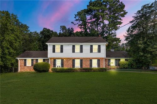 2530 Piney Wood Ln, Atlanta, GA, 30344-1962 | Card Image