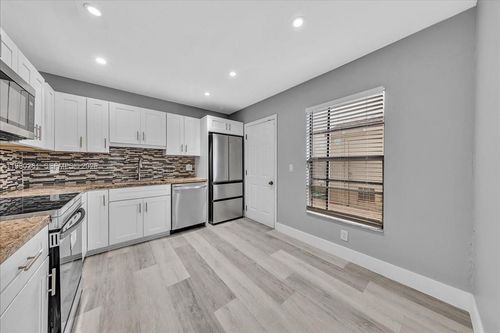 apt-c31-1500 N Congress Ave, West Palm Beach, FL, 33401-1745 | Card Image