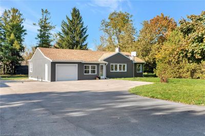 584455 Beachville Rd, House other with 3 bedrooms, 1 bathrooms and 9 parking in Beachville ON | Image 1