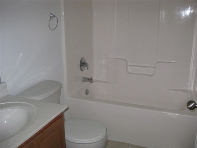 726 Bellview Way, Townhouse with 3 bedrooms, 3 bathrooms and null parking in Seneca SC | Image 4