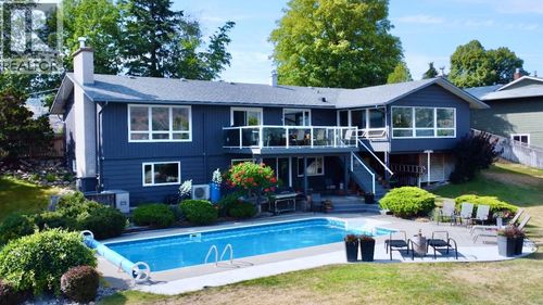 5622 Yarrow St, Oliver, BC, V0H1T9 | Card Image