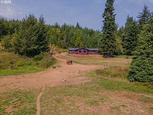 61842 Davis Slough Rd, Coos Bay, OR, 97420 | Card Image