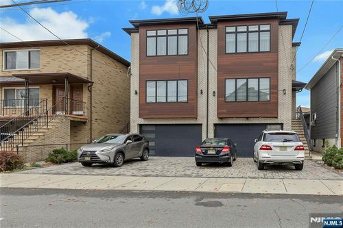 229 6th St, Fairview, NJ, 07022-1407 | Card Image