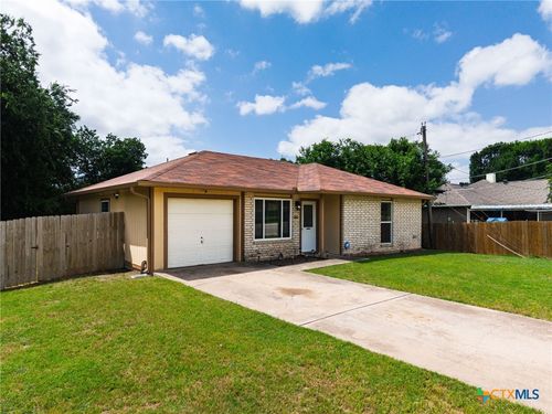 1604 N Main St, Copperas Cove, TX, 76522-1863 | Card Image
