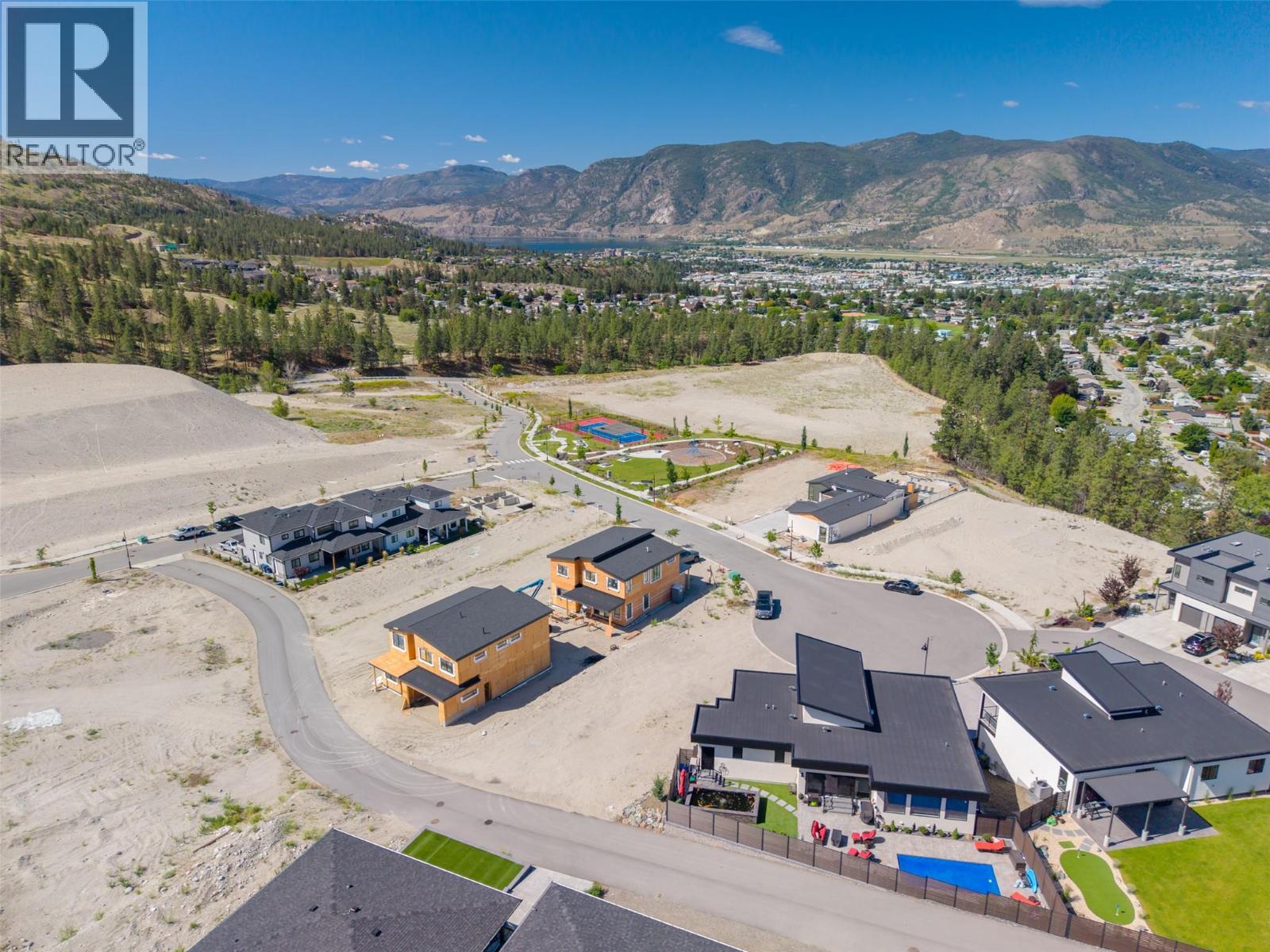 Land in Penticton