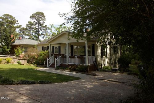 406 N Cheatham St, Franklinton, NC, 27525-1105 | Card Image