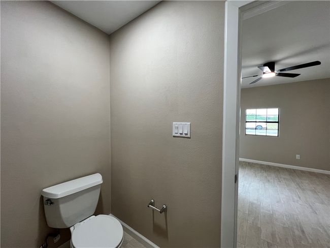 201 Monterrey St, House other with 4 bedrooms, 2 bathrooms and null parking in Alice TX | Image 16