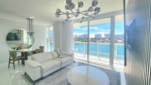 apt-515-400 Sunny Isles Blvd, Sunny Isles Beach, FL, 33160-5086 | Card Image