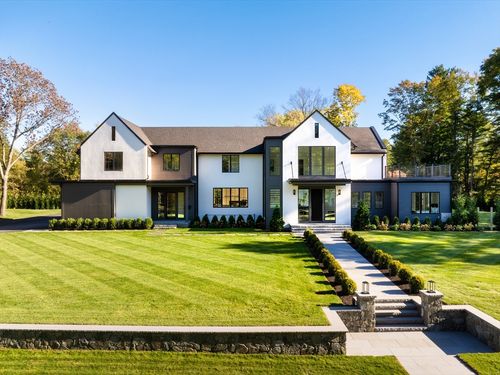 15 Whitney Tavern Rd, Weston, MA, 02493-2135 | Card Image