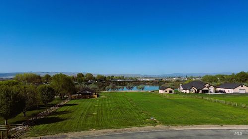 25555 Clubhouse Ct, Wilder, ID, 83676-6058 | Card Image