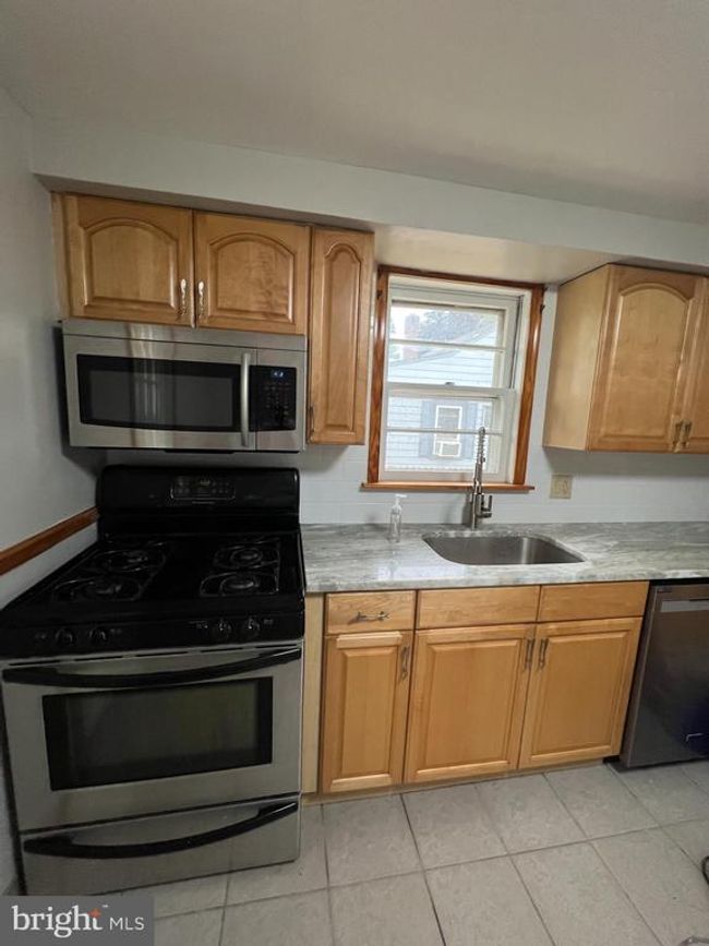 41 N Clinton Ave, House other with 3 bedrooms, 1 bathrooms and null parking in MAPLE SHADE NJ | Image 16