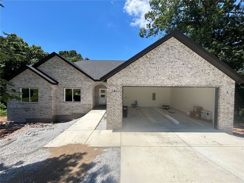5 Florence Cir, Bella Vista, AR, 72715-5030 | Card Image