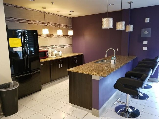 Lounge kitchen | Image 7