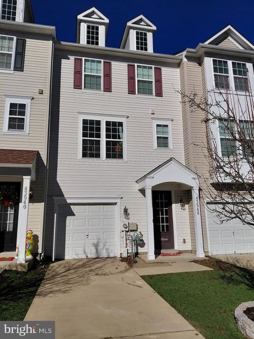 43546 Wild Iris St, CALIFORNIA, MD, 20619-7142 | Card Image