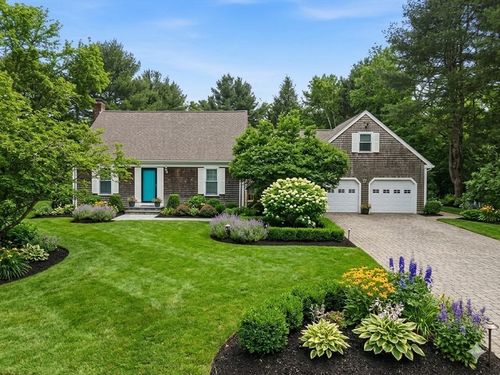 18 Wordell St, Rochester, MA, 02770-1914 | Card Image