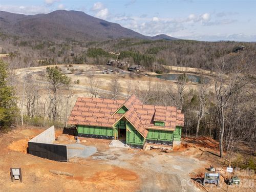 2015 Deep Gap Farm W, Mill Spring, NC, 28756 | Card Image