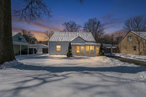 845 Exeter Rd, Whitehall, OH, 43213-2482 | Card Image