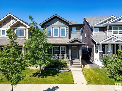 8112 224 St Nw, Edmonton, AB, T5T7A4 | Card Image