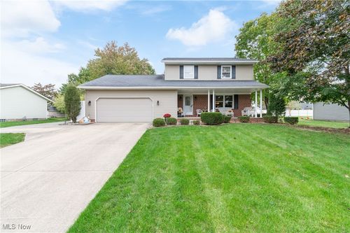 12374 Springwater Ave Nw, Uniontown, OH, 44685-8293 | Card Image