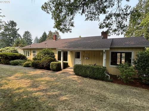 3353 Sw Dolph Ct, Portland, OR, 97219-3813 | Card Image