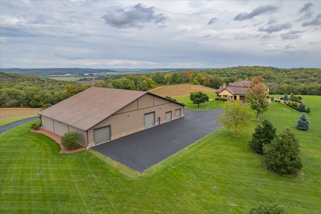 S10970 Butternut Rd, House other with 6 bedrooms, 6 bathrooms and null parking in SPRING GREEN WI | Image 12