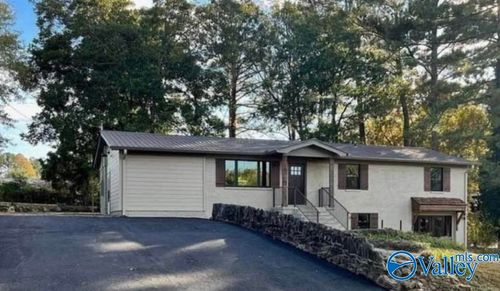 4905 Lee St, Guntersville, AL, 35976-9495 | Card Image