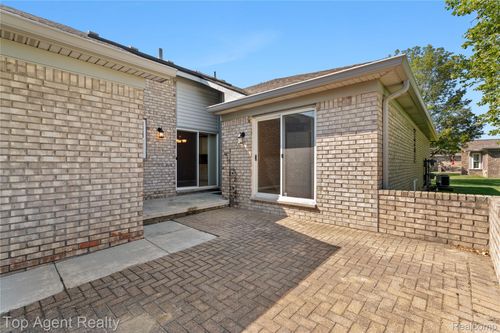 48607 Sutton Bay Ct, Shelby Township, MI, 48315-4282 | Card Image