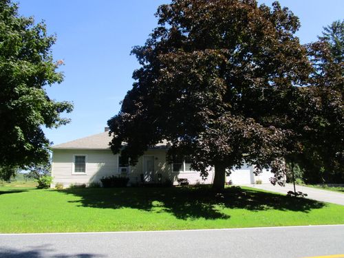 733 Lake Street, Auburn, ME, 04210 | Card Image