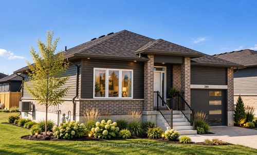 380 Hawthorne Street, Saugeen Shores, ON, N0H2C3 | Card Image