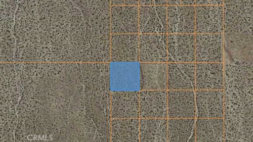 16 247th St E, Llano, CA, 93544 | Card Image