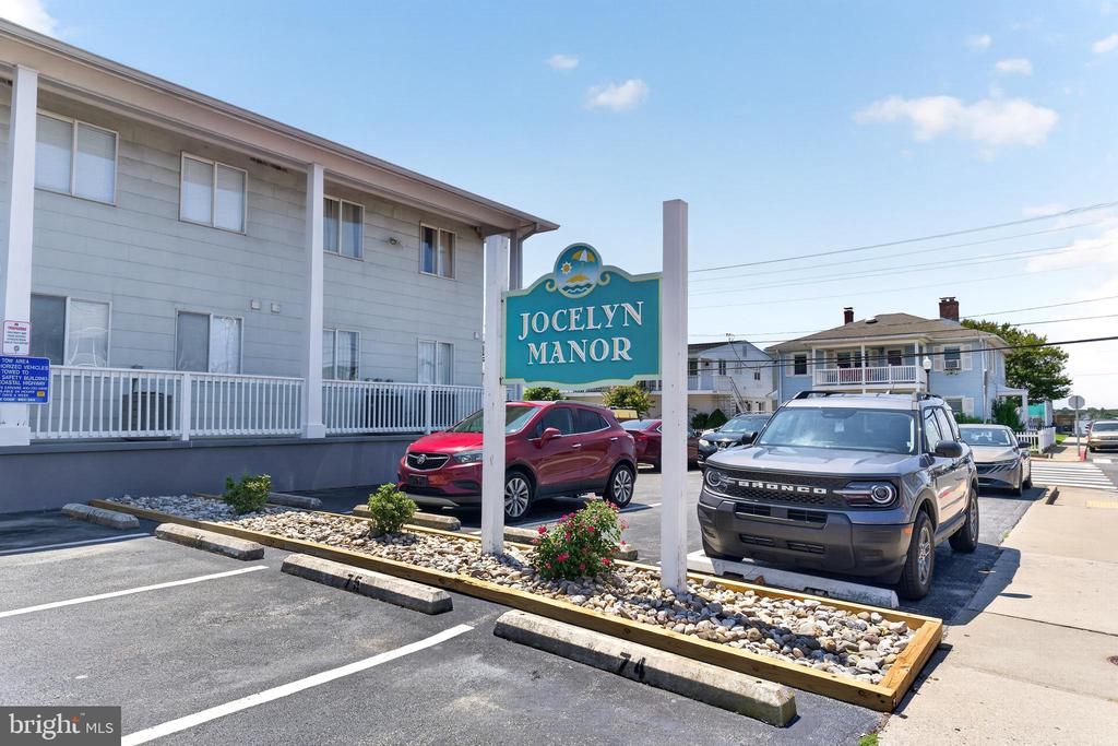 Residential in OCEAN CITY 2