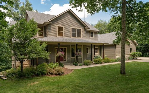 1125 Riverwood Dr Sw, Oronoco, MN, 55960-2083 | Card Image