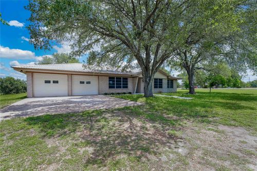 139 Owl Creek Road, La Grange, TX, 78960 | Card Image