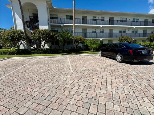 apt-104-49 High Point Cir, NAPLES, FL, 34103-4233 | Card Image