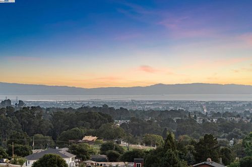 3606 Sarita St, Hayward, CA, 94542-1354 | Card Image