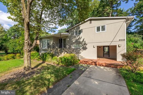 9213 Friars Rd, BETHESDA, MD, 20817-2313 | Card Image