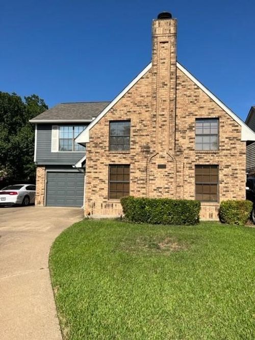 2302 Oakcrest Dr, Garland, TX, 75044-7354 | Card Image