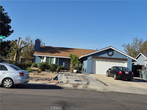 18974 Reindeer Dr, Lake Elsinore, CA, 92530-6226 | Card Image