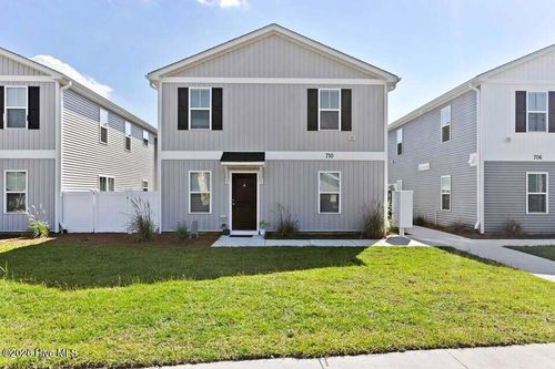 d-710 Taylor St, Wilmington, NC, 28401-3096 | Card Image