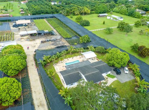 19390 Sw 232nd St, Miami, FL, 33170-5111 | Card Image