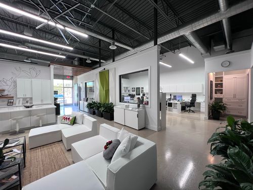 115-1380 River Bend Dr, Dallas, TX, 75247-4914 | Card Image