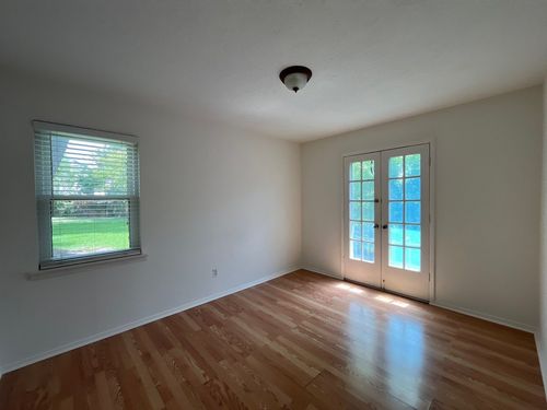 10377 Country Club Dr, Dallas, TX, 75218-1112 | Card Image