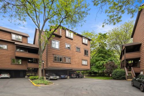 29 Marina Ky, Secaucus, NJ, 07094-2204 | Card Image