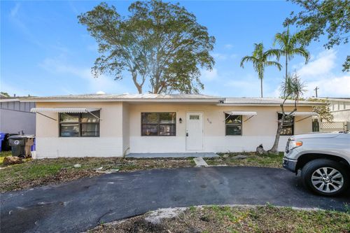 310 Sw 76th Ter, NORTH LAUDERDALE, FL, 33068-1358 | Card Image