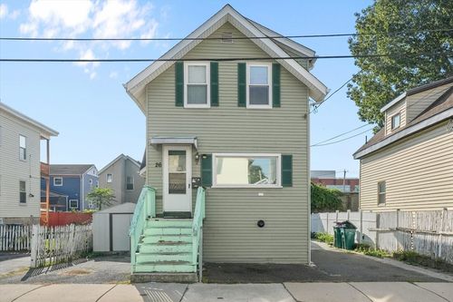 26 Groveland St, Lynn, MA, 01902-1823 | Card Image