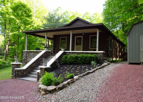 67 North Rd, Clemons, NY, 12819-2304 | Card Image