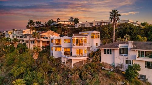 1425 Skyline Dr, Laguna Beach, CA, 92651-1942 | Card Image