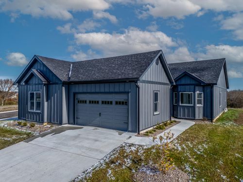 106 Evergreen Lane, Maysville, KY, 41056 | Card Image