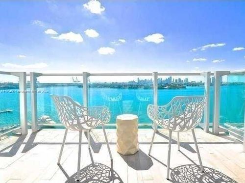 1120-1100 West Ave, Miami Beach, FL, 33139-4749 | Card Image