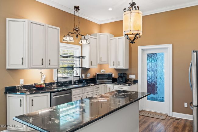 509 S Main St, House other with 4 bedrooms, 5 bathrooms and 1 parking in Bladenboro NC | Image 26